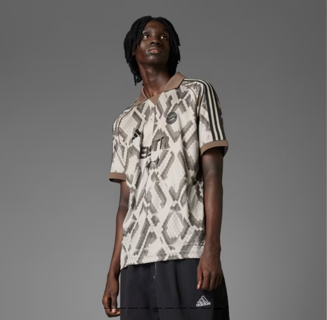 Maillot  de Bayern Munich 2025-2026 (Version Européenne)