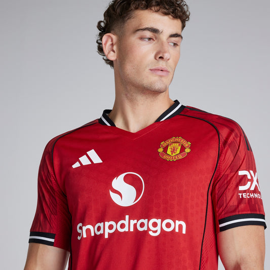 Maillot domicile de Manchester United 2025-2026 (Version Européenne)
