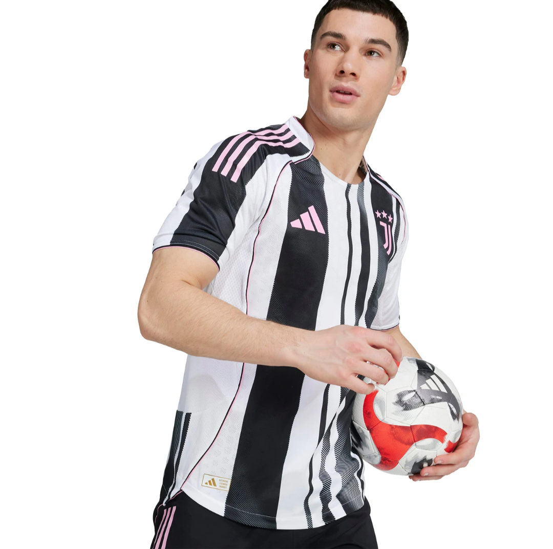 Maillot  domicile de la Juventus 2025/26