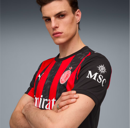 Maillot domicile d'Ac Milan 2025-2026 (Version Européenne)